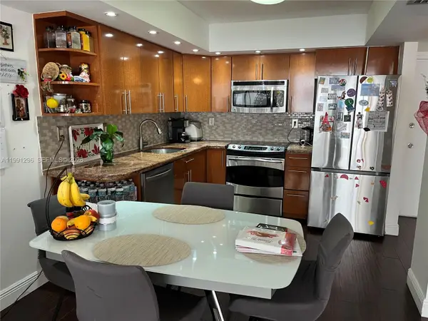 18051 Biscayne Blvd #903, Aventura, FL 33160