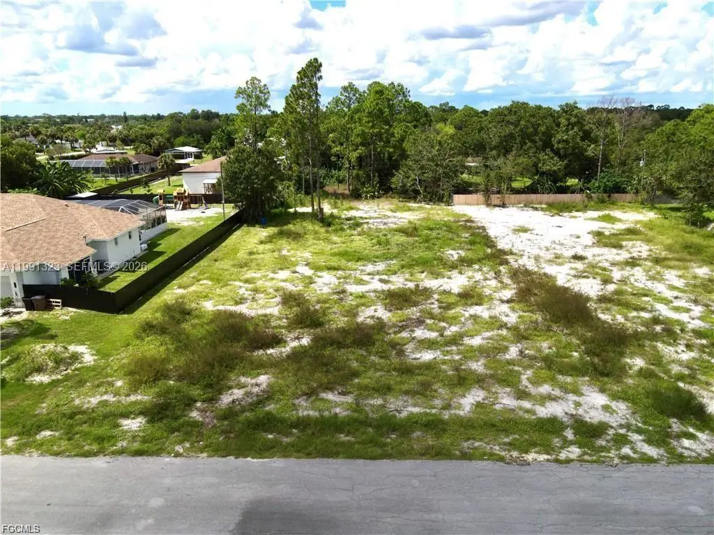 607 Columbus Ave, Lehigh Acres, FL 33972 - #1