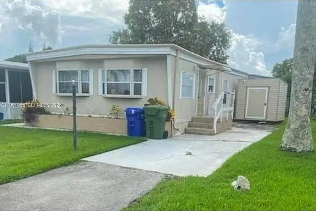 21730 NW 8th Ct, Pembroke Pines, FL 33029 - #1