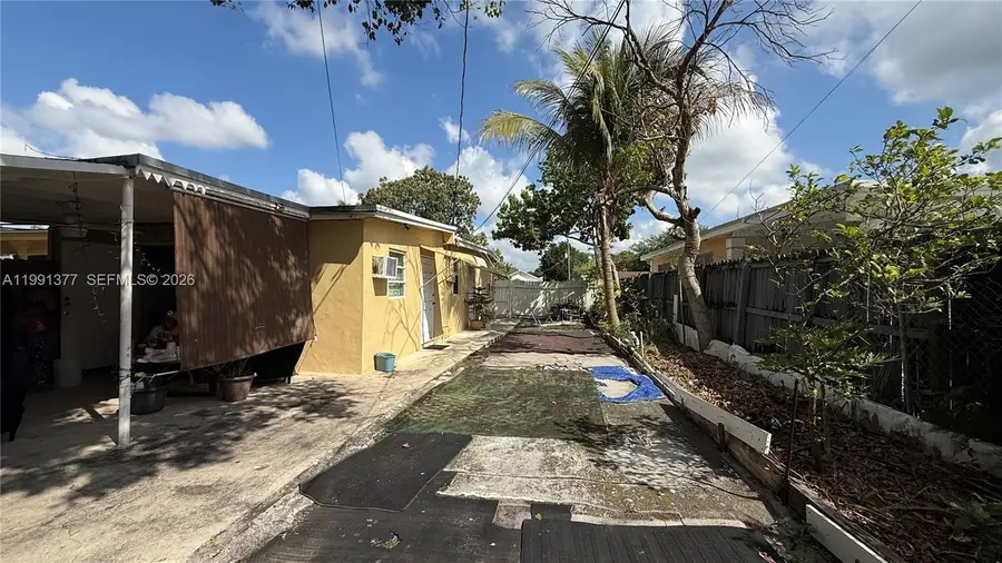 1352 NW 112th Ter, Miami, FL 33167 - #3