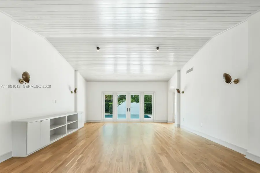 610 Reinante Ave, Coral Gables, FL 33156 - #2