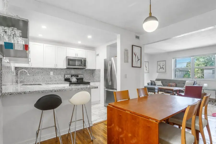 5565 SW 80th St #D, Miami, FL 33143 - #2