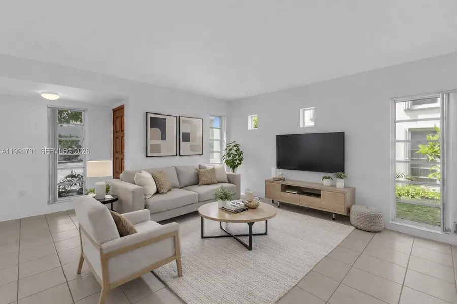 3599 SW 17th St #3599, Miami, FL 33145 - #2