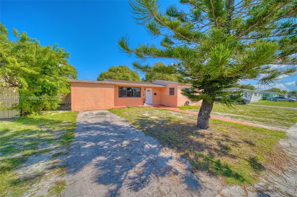 2451 NW 182nd Ter, Miami Gardens, FL 33056