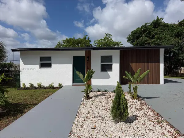 1766 Lauderdale Manor Dr, Fort Lauderdale, FL 33311