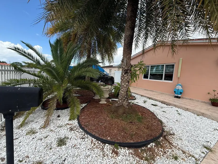 625 E 8th Ln, Hialeah, FL 33010 - #2