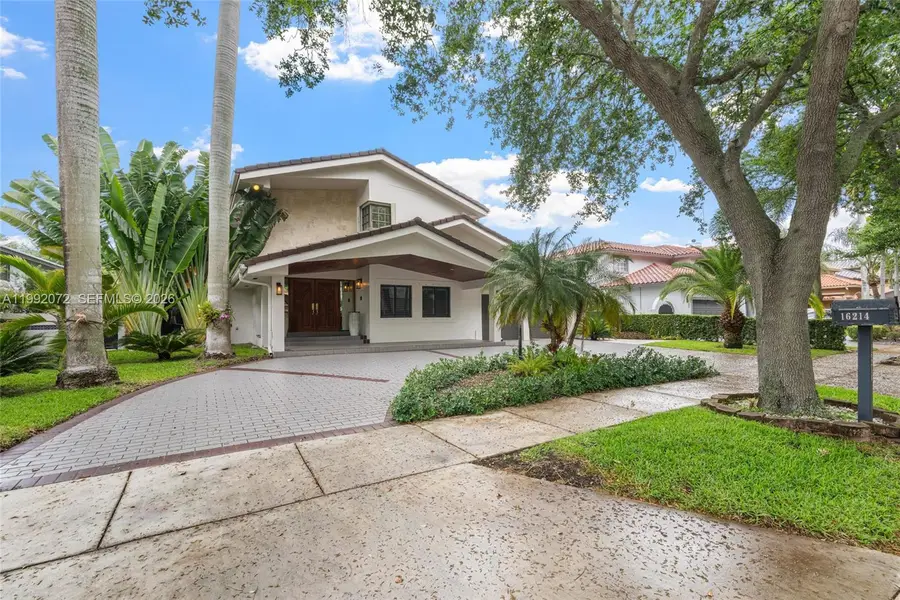 16214 NW 82nd Pl, Miami Lakes, FL 33016 - #2