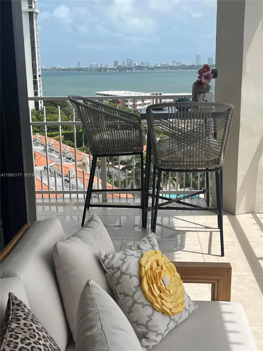 1000 Quayside Ter #1404, Miami, FL 33138 - #2