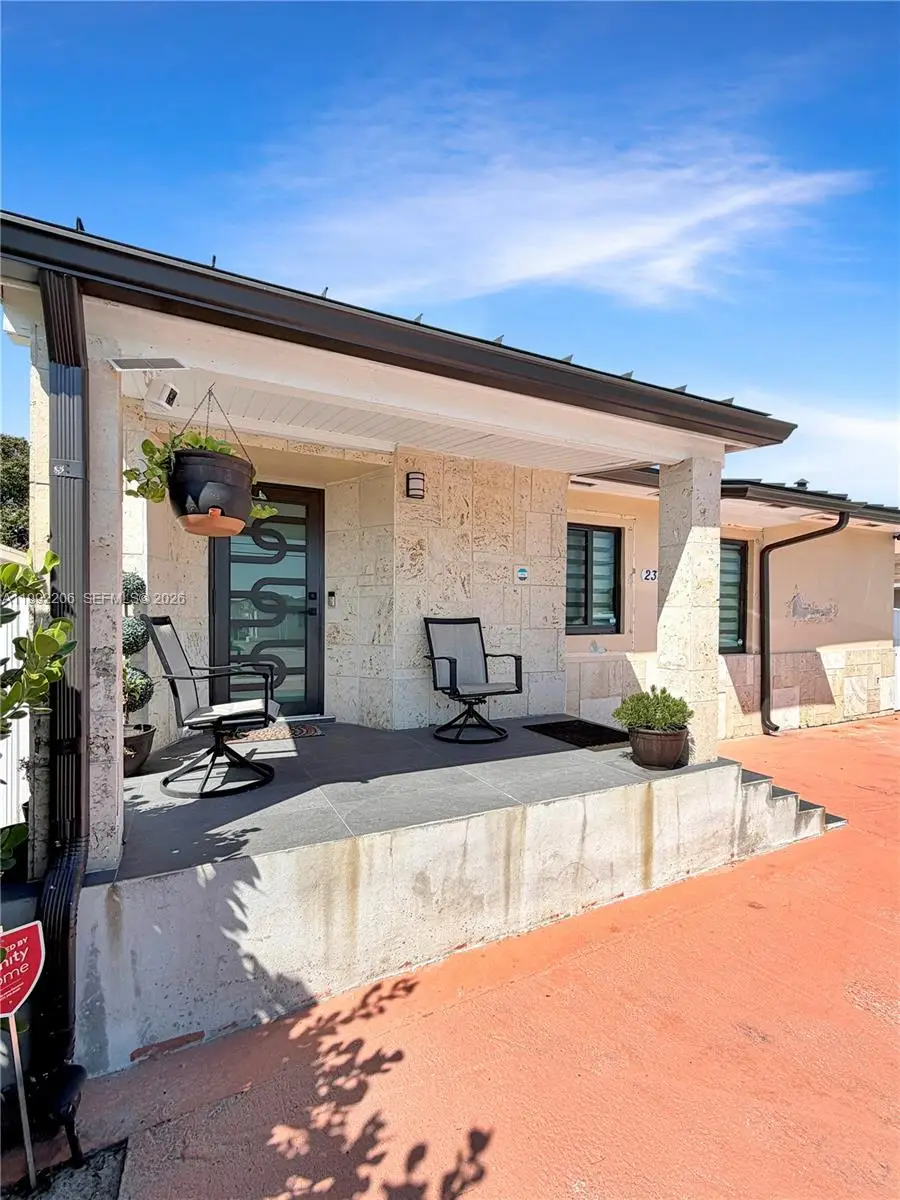 233 W 39th Pl, Hialeah, FL 33012 - #2