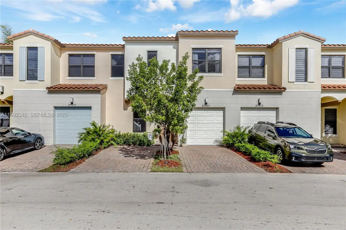 20921 NW 1st Ct, Pembroke Pines, FL 33029 - #1