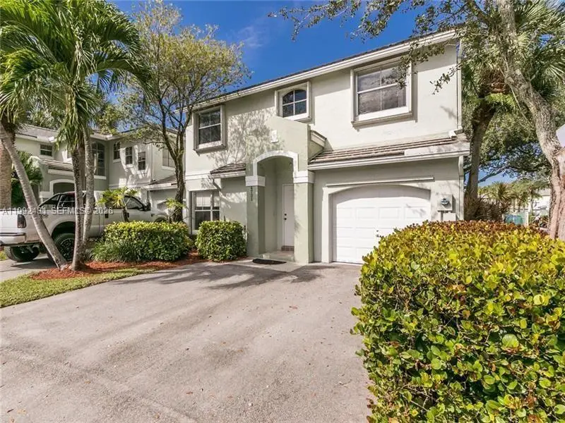 4731 Grapevine Way, Davie, FL 33331 - #2