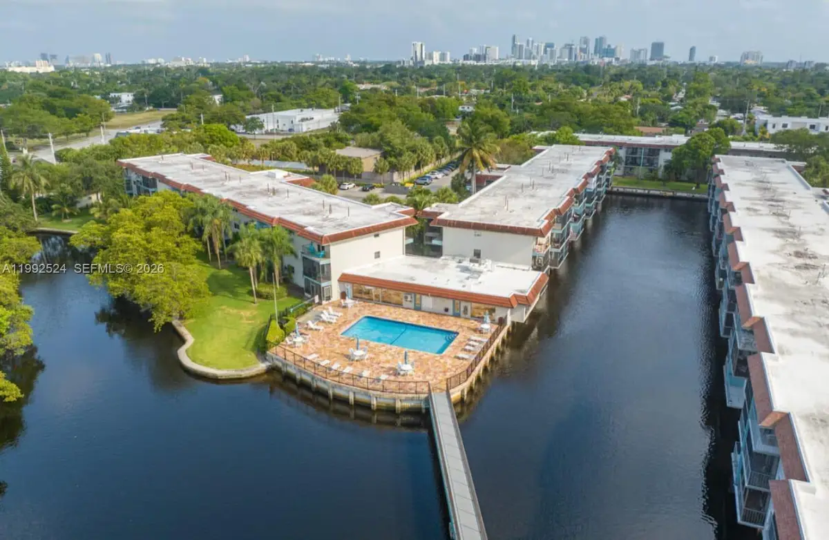 333 NW 17th Ct #203B, Fort Lauderdale, FL 33311 - #1