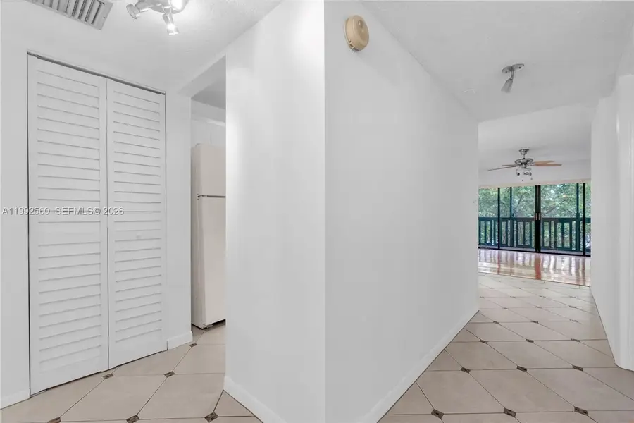 1021 Mockingbird Ln #302, Plantation, FL 33324 - #3
