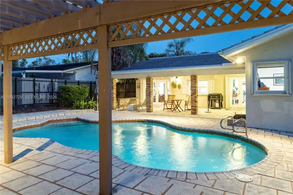 9717 SW 93rd Ter, Miami, FL 33176