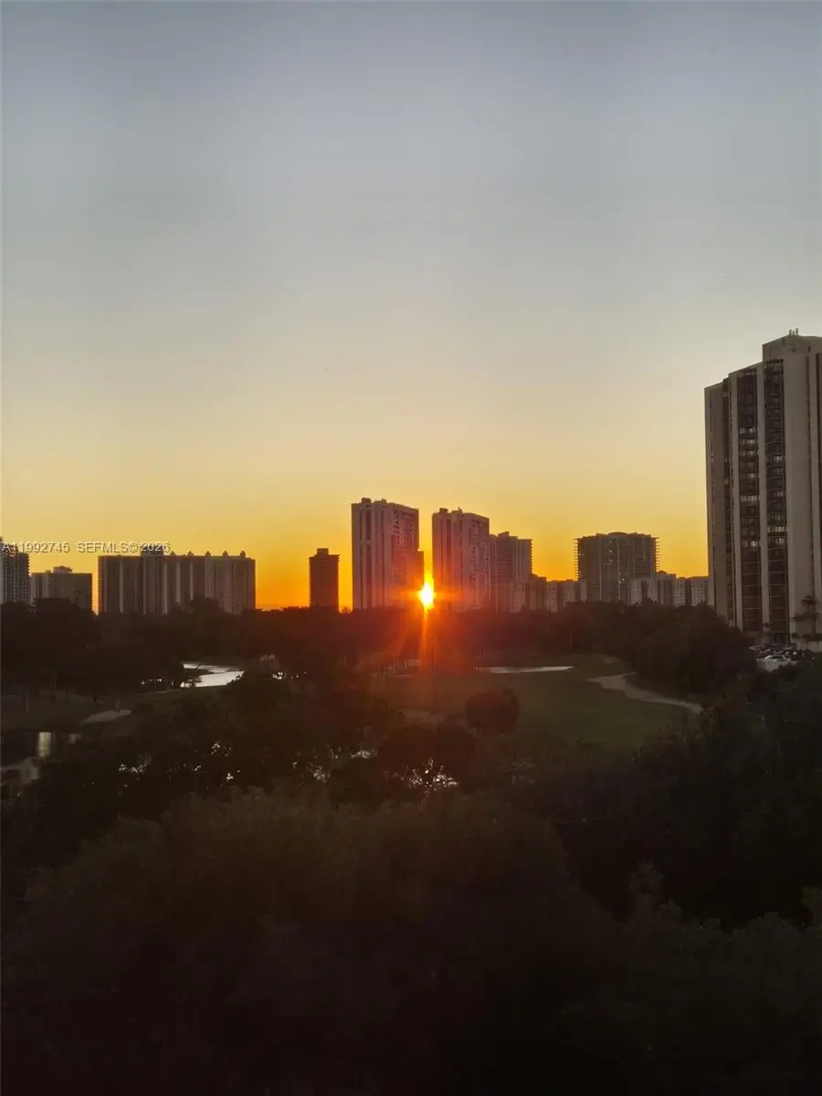 20400 W Country Club Dr #605, Aventura, FL 33180 - #3