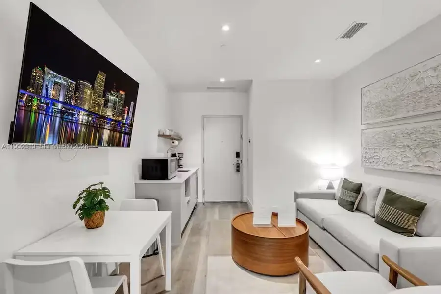 229 SW 9th St #202, Miami, FL 33130 - #2