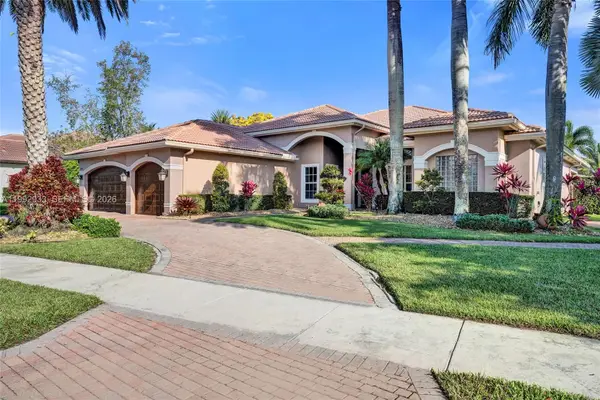 14957 SW 34th St, Davie, FL 33331