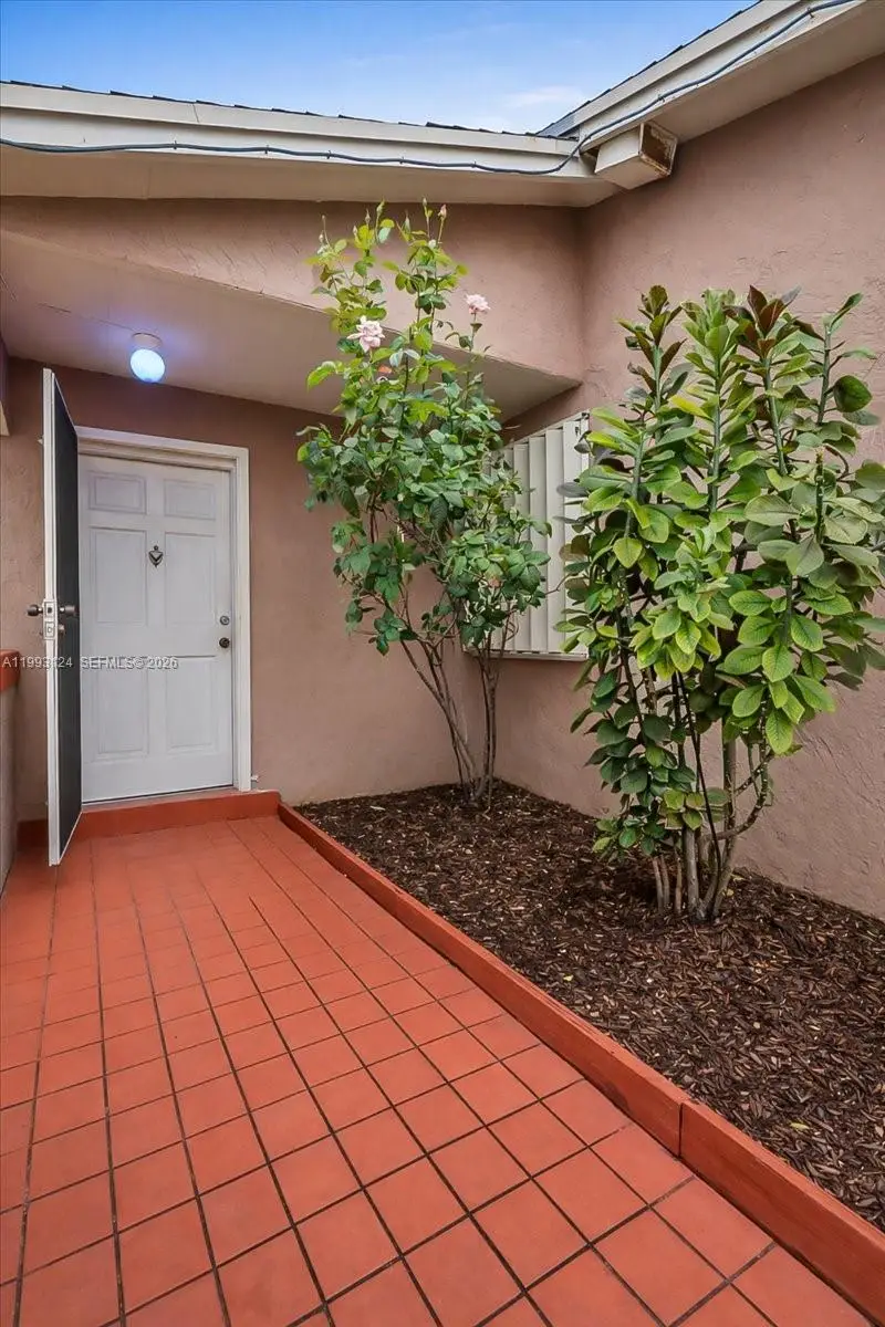 19301 SW 123rd Ave, Miami, FL 33177 - #3