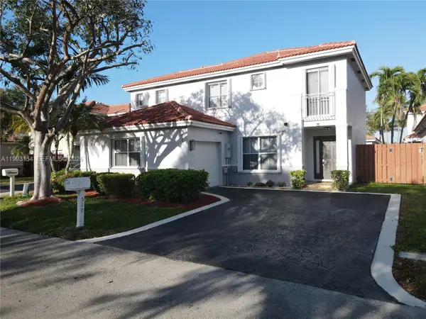 529 NW 47th Way, Coconut Creek, FL 33063