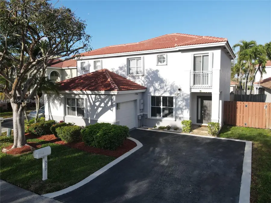 529 NW 47th Way, Coconut Creek, FL 33063 - #2