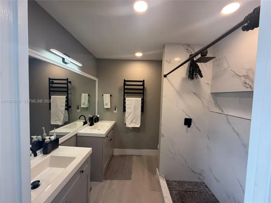 1054 SE 6th Ct, Dania Beach, FL 33004 - #3