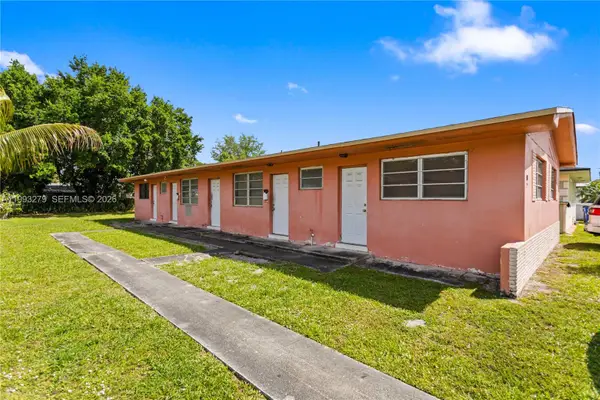 53 NW 169th St, North Miami Beach, FL 33169