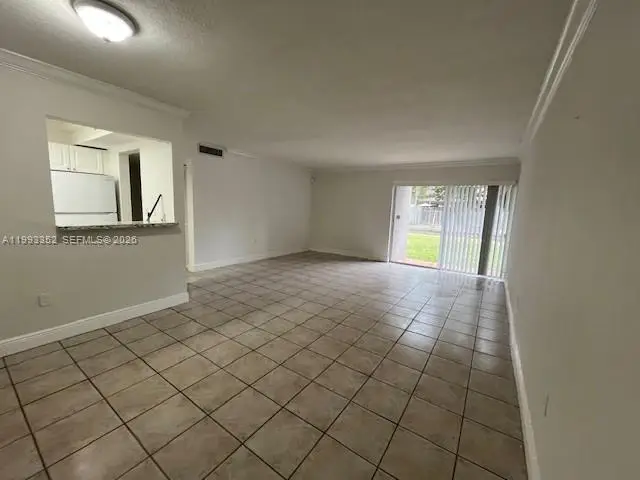 9453 SW 76th St #S2, Miami, FL 33173 - #3