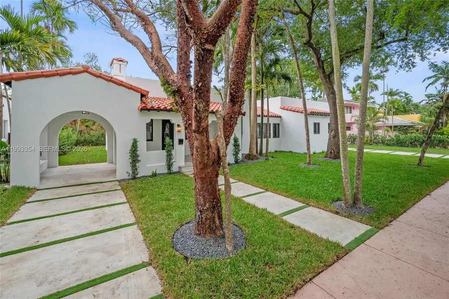 1207 Columbus Blvd, Coral Gables, FL 33134 - #2