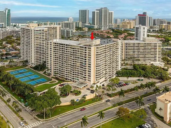 Address Withheld By Seller, Hallandale Beach, FL 33009