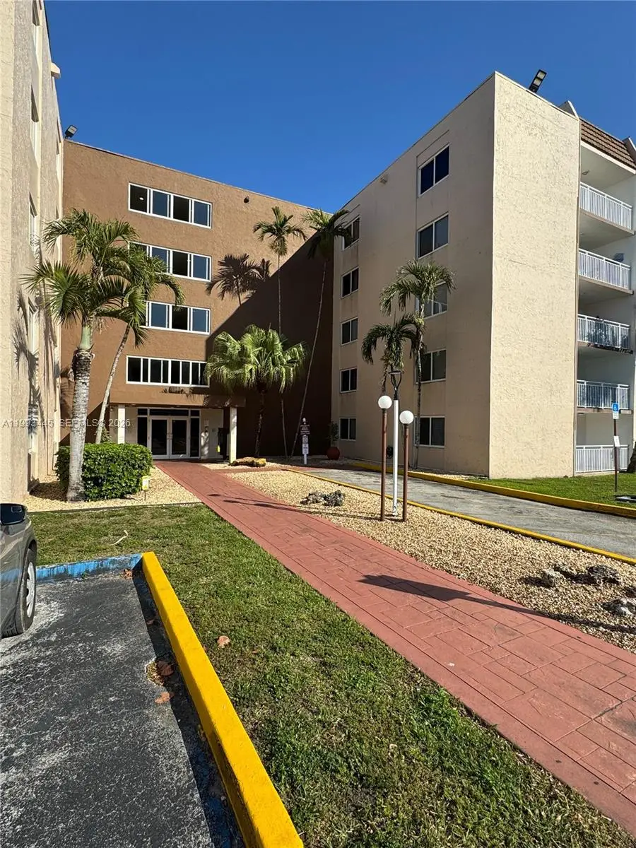6960 Miami Gardens Dr #2-516, Hialeah, FL 33015 - #1