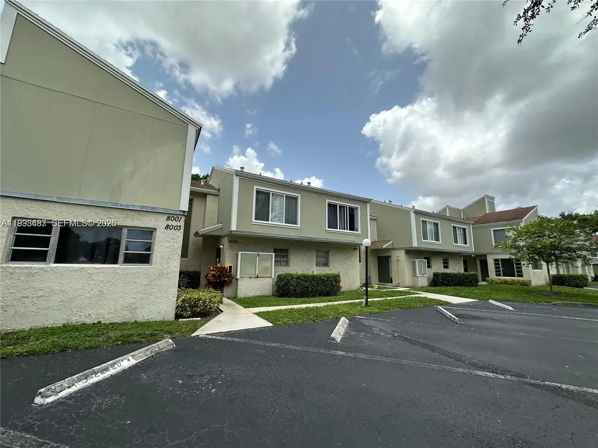 8005 Lagos De Campo Blvd #L-4, Tamarac, FL 33321 - #1