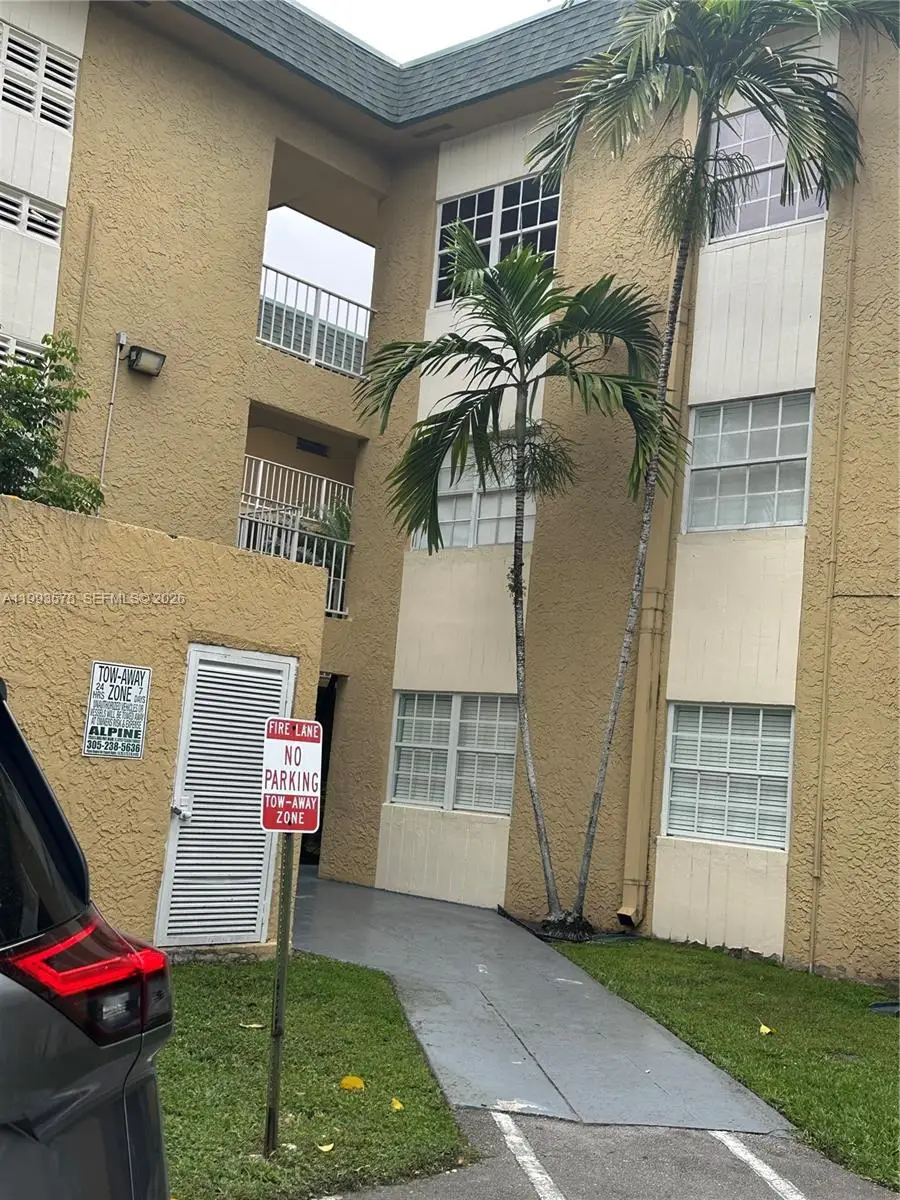 5400 SW 77th Ct #3K, Miami, FL 33155 - #3