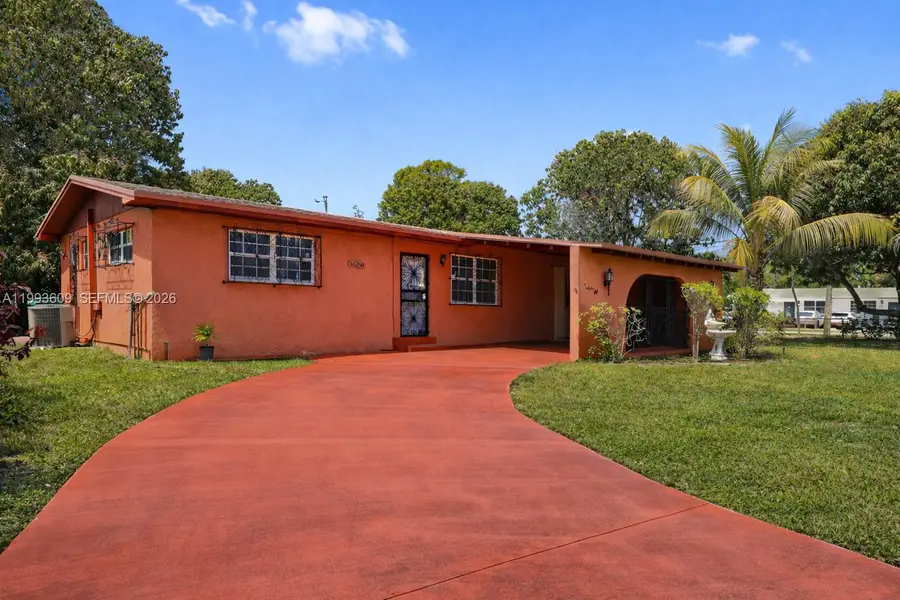 16250 NW 39th Pl, Miami Gardens, FL 33054 - #2