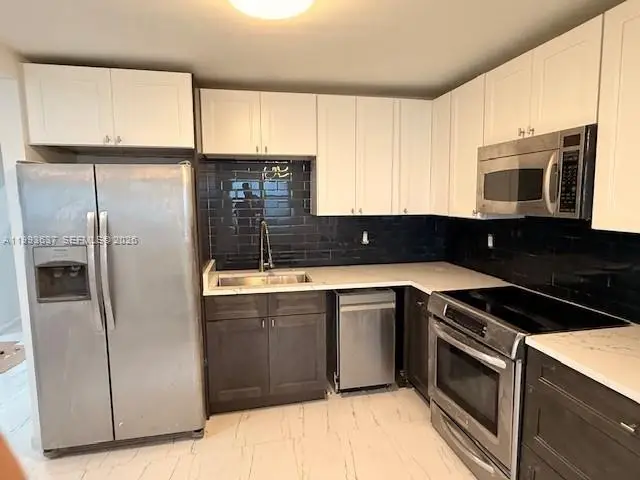 535 NW 23rd Ave, Fort Lauderdale, FL 33311 - #3