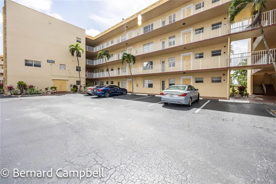 3940 NW 42nd Ave #417, Lauderdale Lakes, FL 33319 - #2