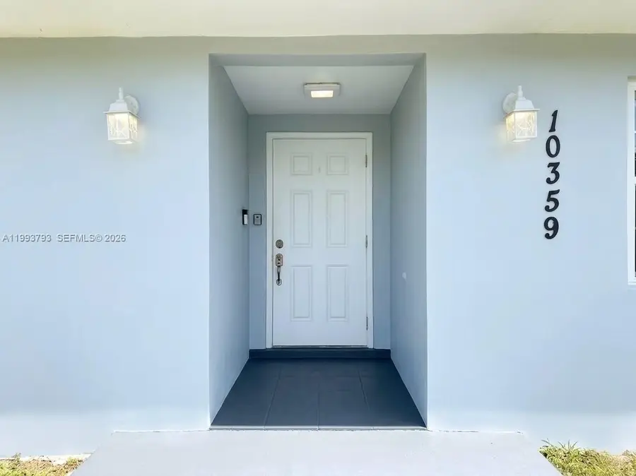 10359 SW 209th Ln, Cutler Bay, FL 33189 - #2