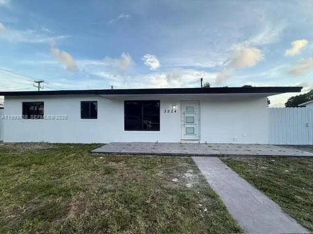3224 NW 181st St, Miami Gardens, FL 33056 - #1
