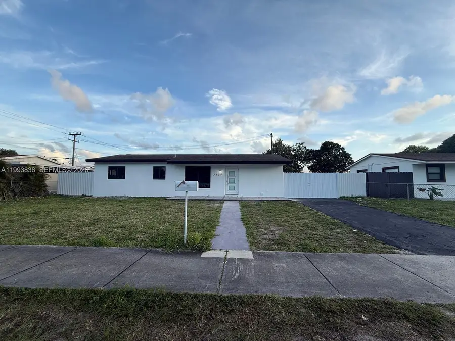 3224 NW 181st St, Miami Gardens, FL 33056 - #3