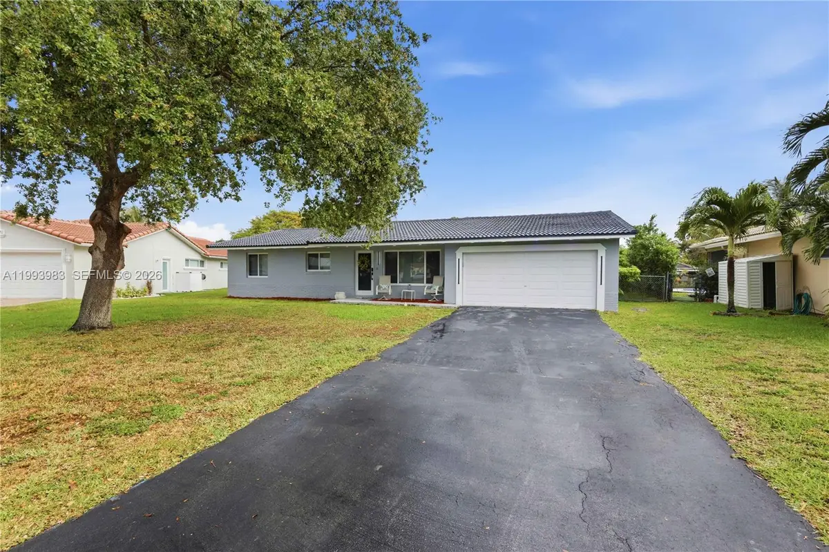 8515 NW 26th Dr, Coral Springs, FL 33065 - #1