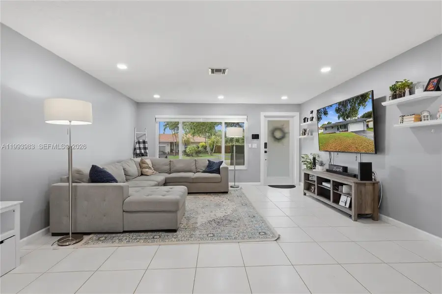 8515 NW 26th Dr, Coral Springs, FL 33065 - #3