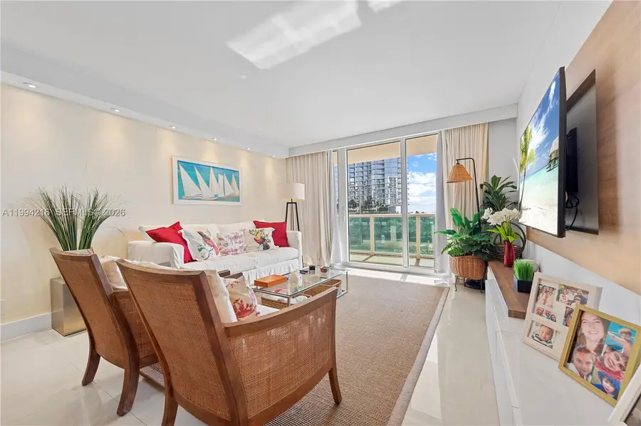100 Bayview Dr #507, Sunny Isles Beach, FL 33160 - #2