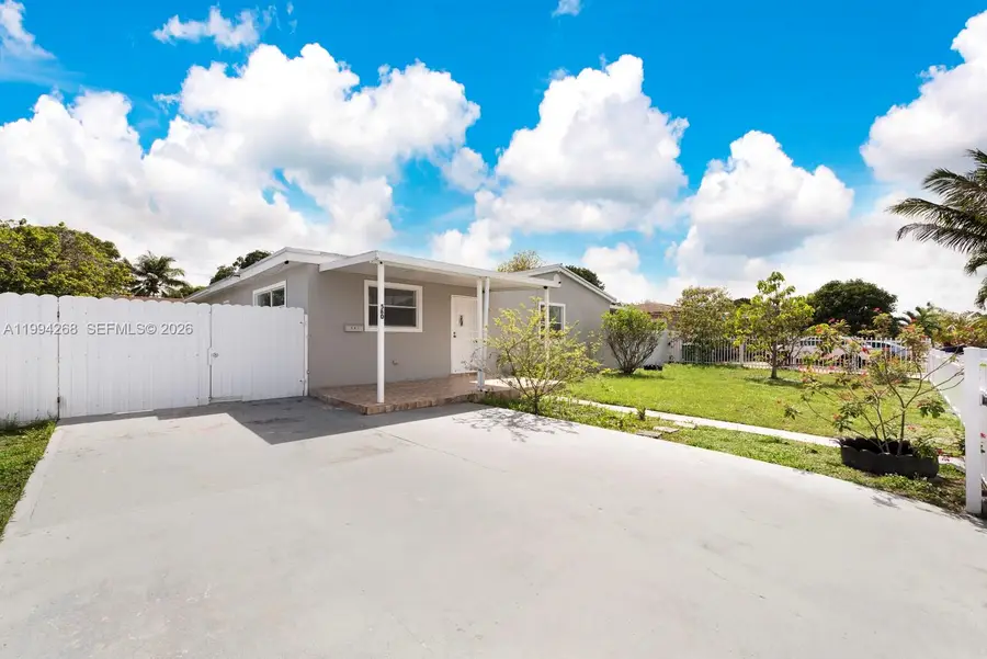580 NW 189th Ter, Miami Gardens, FL 33169 - #2