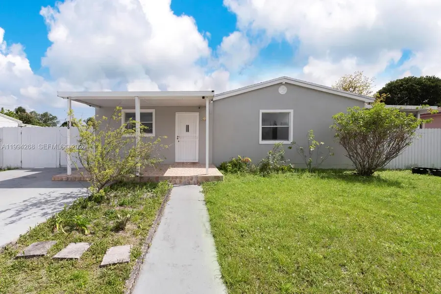 580 NW 189th Ter, Miami Gardens, FL 33169 - #3