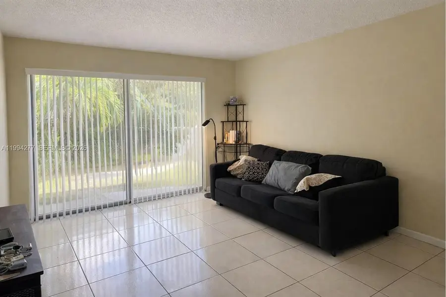 1090 NE 129th St #205, North Miami, FL 33161 - #3