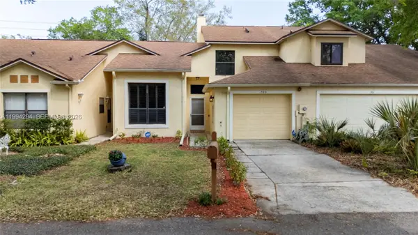 703 Swan Ln, Other, FL 32701