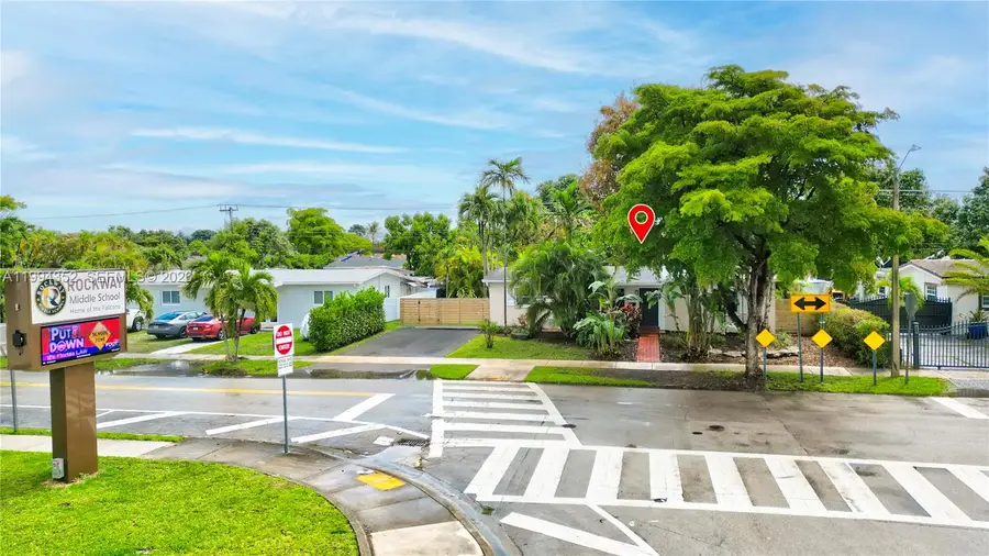 2905 SW 93rd Ct, Miami, FL 33165 - #2