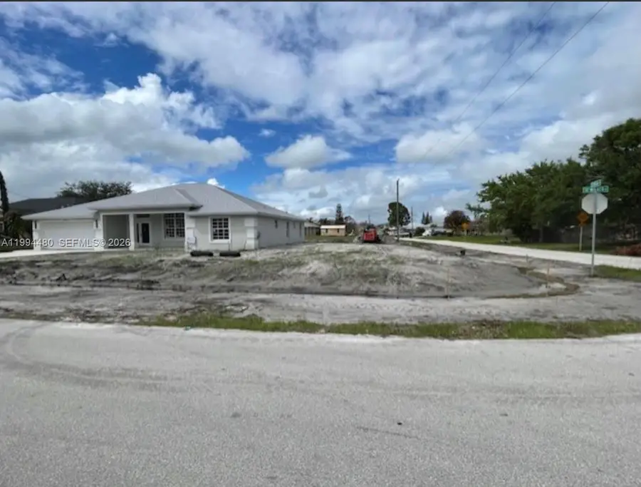 5315 NW Milner Dr, Port Saint Lucie, FL 34983 - #2