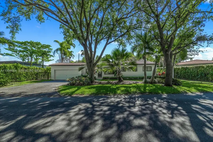 5943 SW 65th Ave, South Miami, FL 33143 - #2