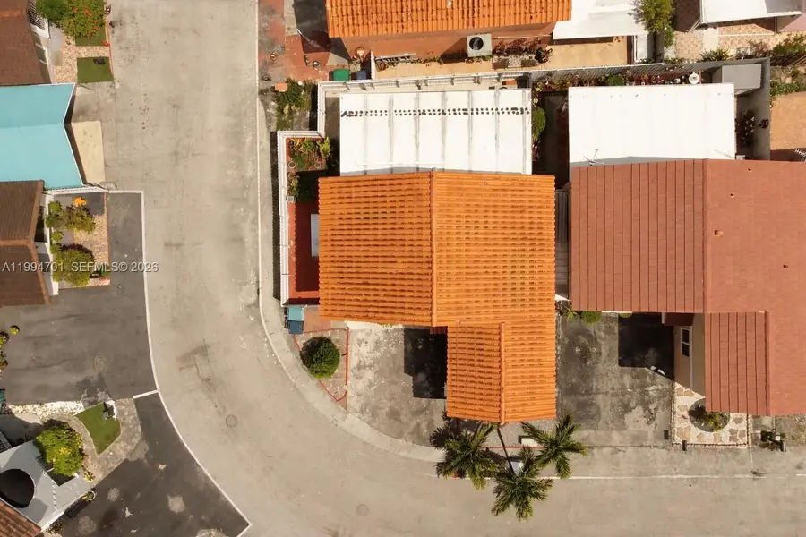 601 SW 116th Ct, Sweetwater, FL 33174 - #2