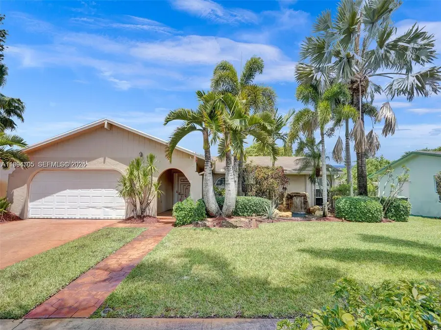 10961 NW 16th Ct, Pembroke Pines, FL 33026 - #2